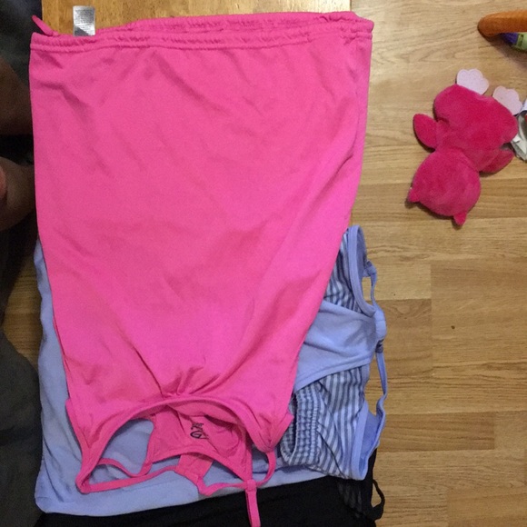 Three champion shirts - Picture 7 of 8